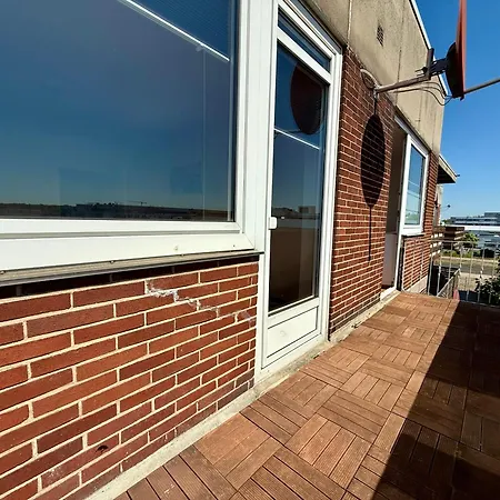 Lucky Three Apartment